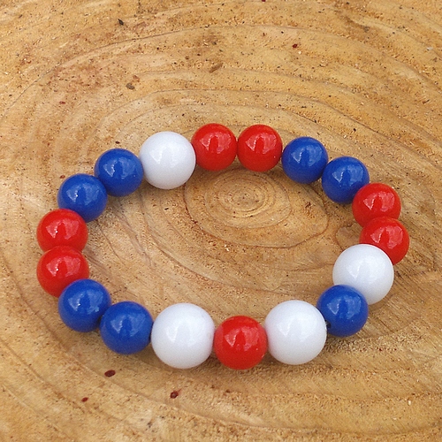 Náramek v národních barvách