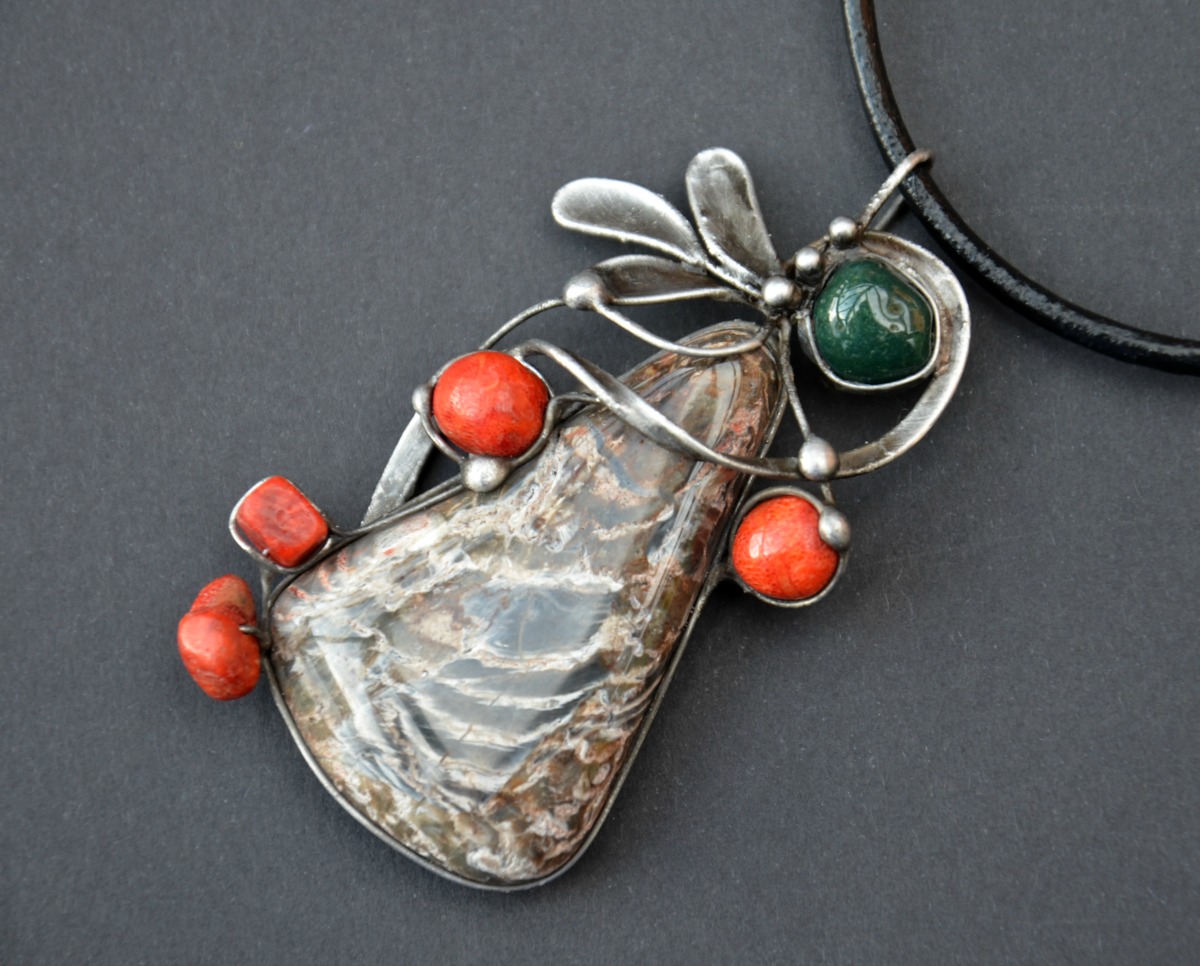 Když vznikala země - stromatolit, korál, jaspis