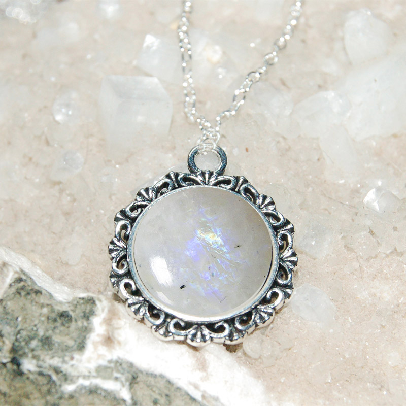 S měsíčním kamenem 18 mm