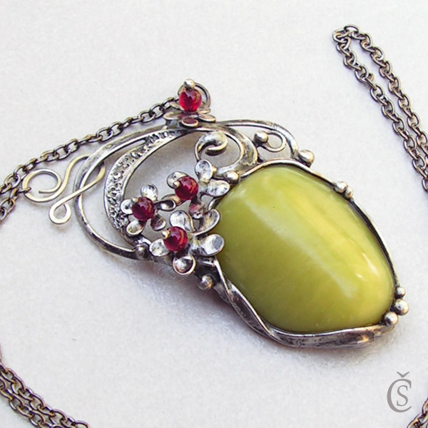 Vůně v zahradách - Jadeit