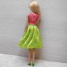 Barevné šatičky pro Barbie