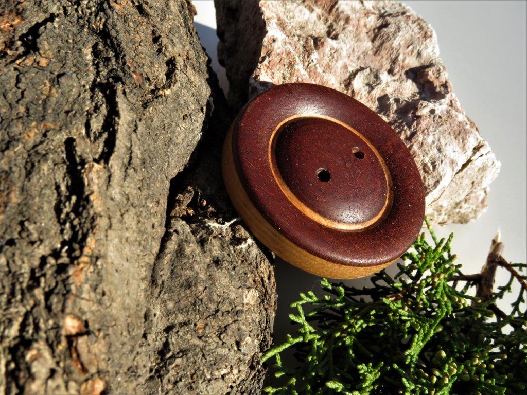 19. Knoflík pro štěstí – magnetka