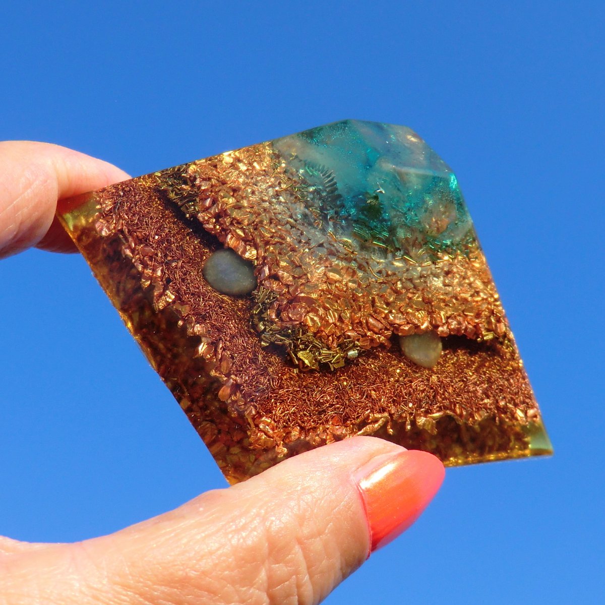  Mayská pyramida (1) orgonit *  Komunikace