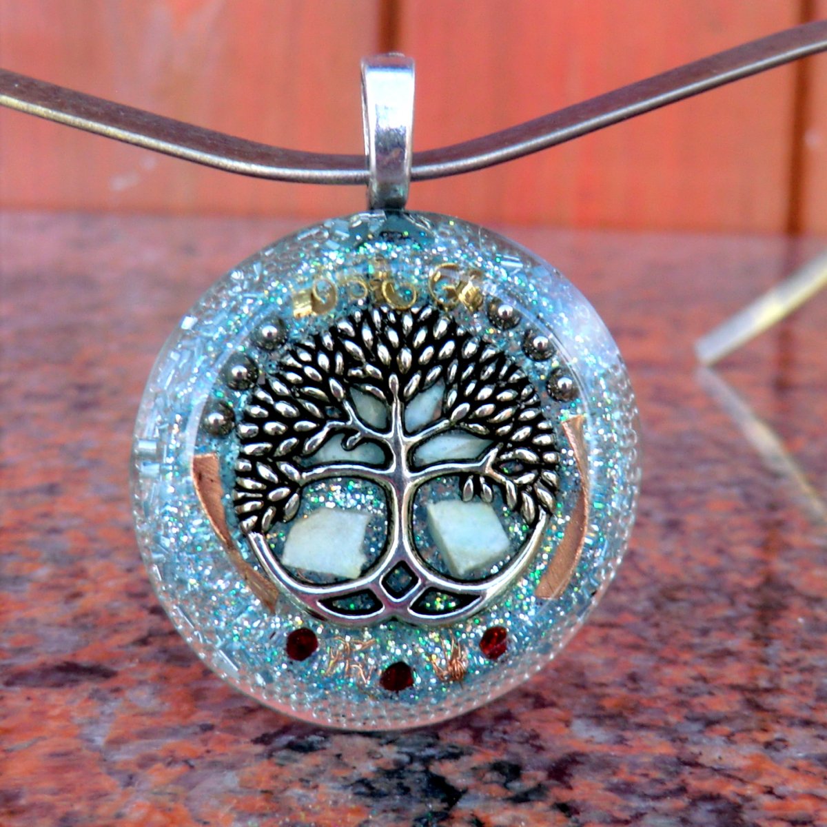 Strom Života *9*  Amulet * Larimar s granáty