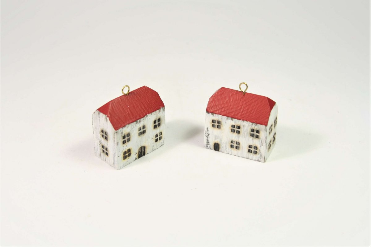 Dřevěný domeček k zavěšení - 14/A