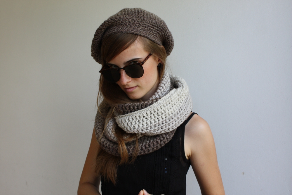 Nákrčník z kolekce "Pruhy" odstíny hnědé...