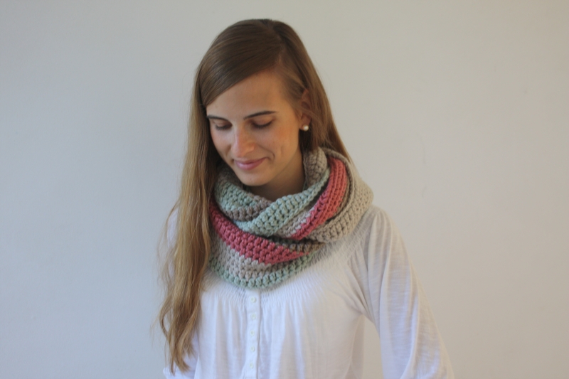 Nákrčník z kolekce 