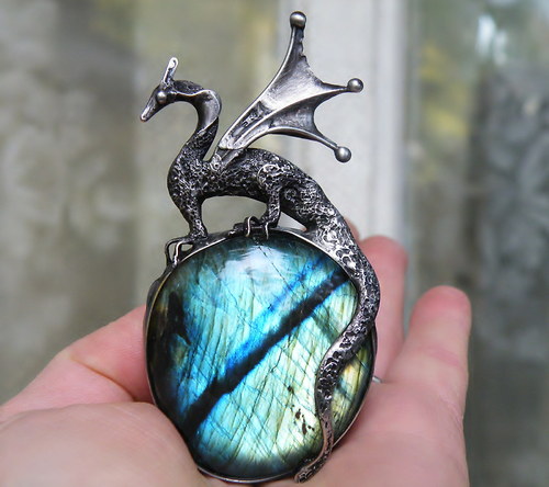 Greäghon..strážce pokladu elfů... (Labradorit)