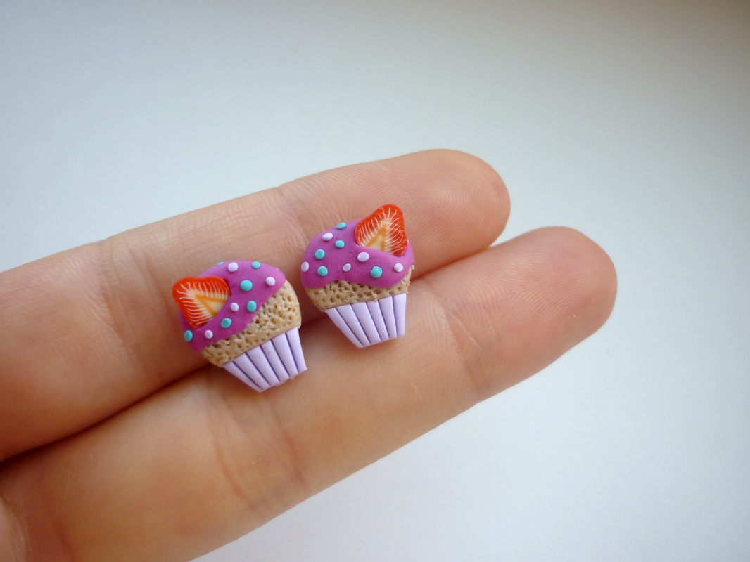 Borůvkovo-jahodové muffinky náušnice