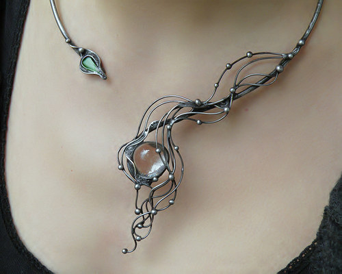 Anabell...(Křišťál, Chromdiopsid)