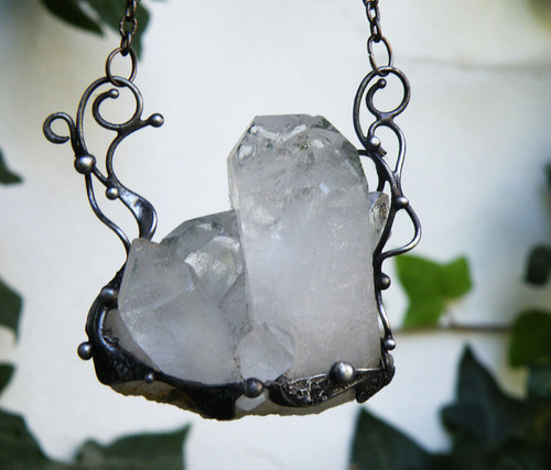 Křišťálový hrad...(Křišťál surový)