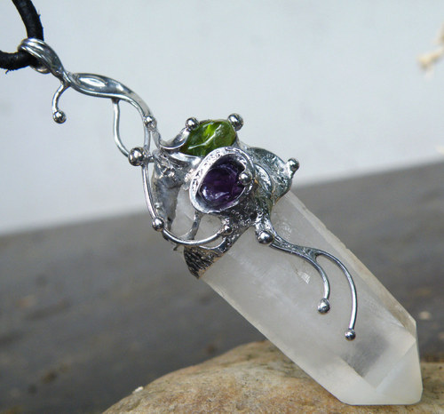 Tajemný krystal...(Křišťál, Ametyst, Olivín)