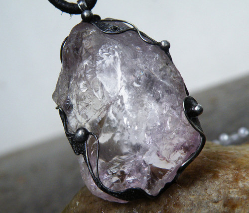 Nai...(Ametyst - surový)