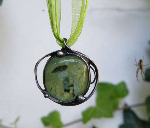 V trávě... (Prehnit s Epidotem) oboustranný