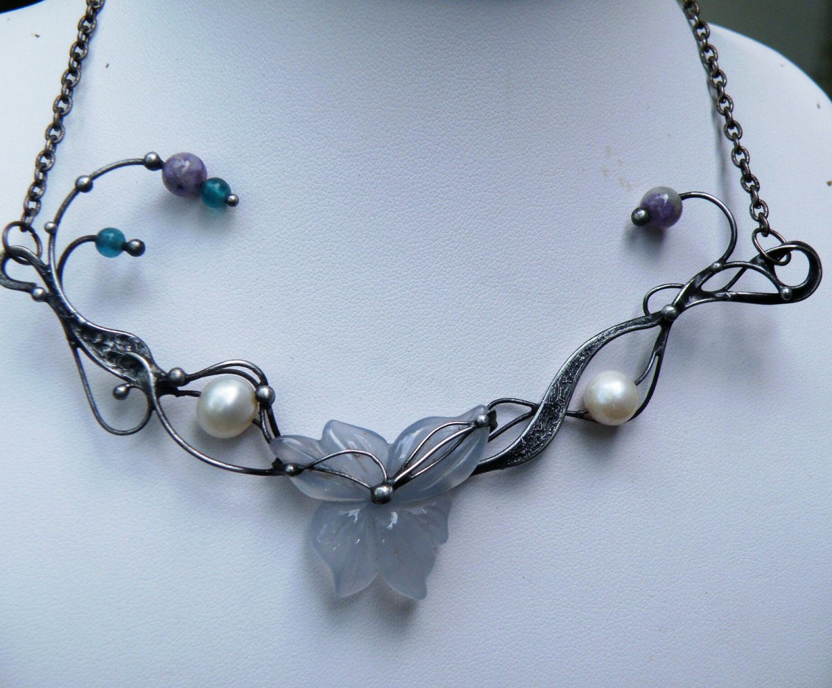 Anitë...(Chalcedon, perly, Čaroit)