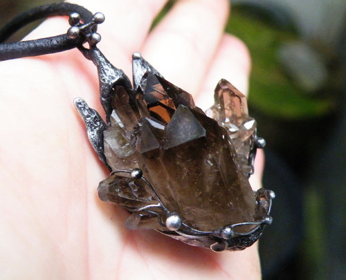 Tajemný chrám...(Záhněda srůst krystalů)