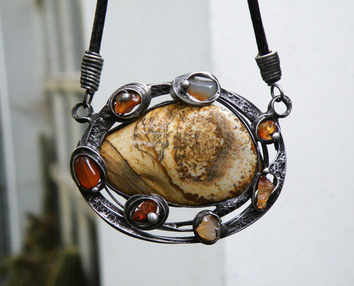 Obraz podzimní krajiny...(Jaspis, Karneol)