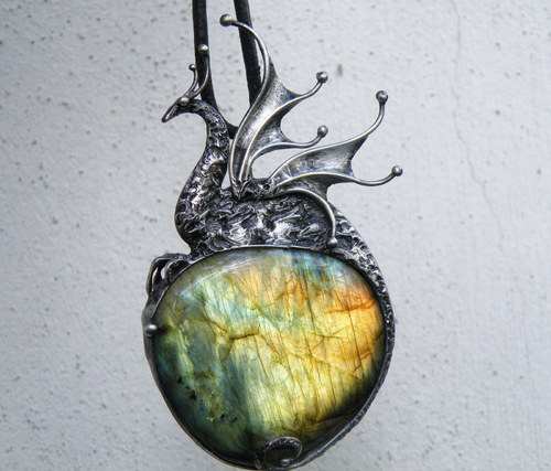 Arwald...sluneční dvoukřídlý...(Labradorit XXL)