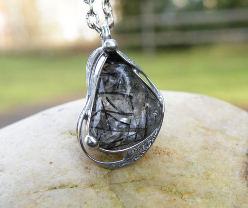 Amulet Křišťál s Turmalínem...