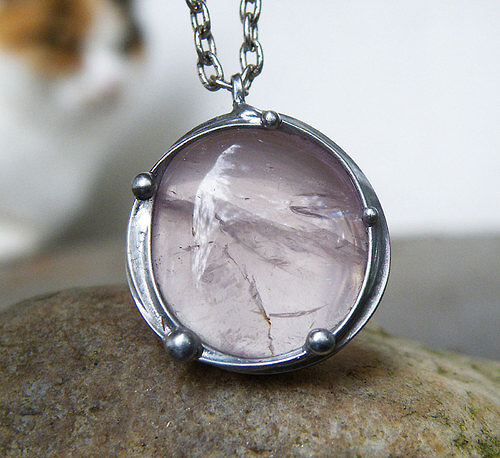 Amulet Růženín...