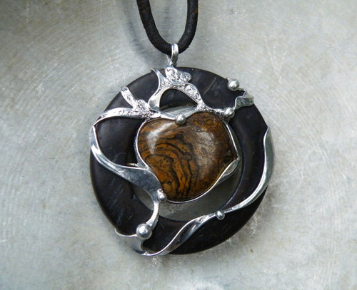 Jiný...(Stromatolit, dřevo)