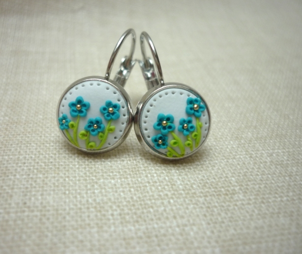 Pomněnky - fimo náušnice v lůžku