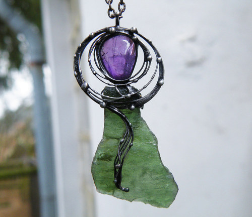 Amulet lesního lidu...(Ametyst, Vltavín 8,8gramu)