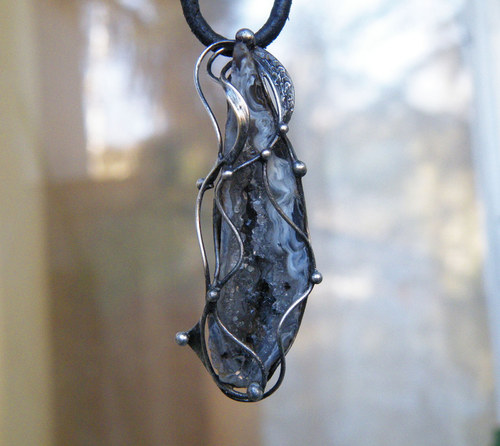 50 odstínů šedi...(Peříčkový Achát)