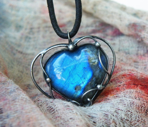 Labradoritové srdce