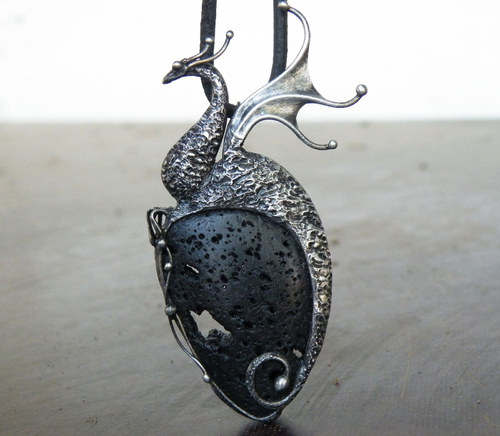 Orwalran...z nitra sopky...(Láva)