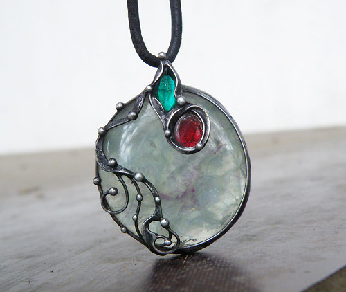 Ninquë ondor...(Fluorit, sklo)