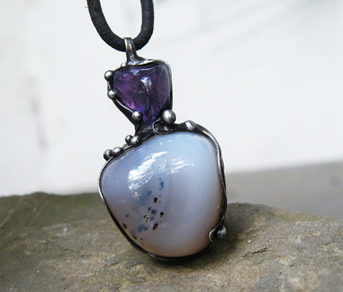 Tajemství...(achát, ametyst)