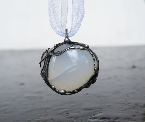 Spoutaná mlha...(achát) oboustranný