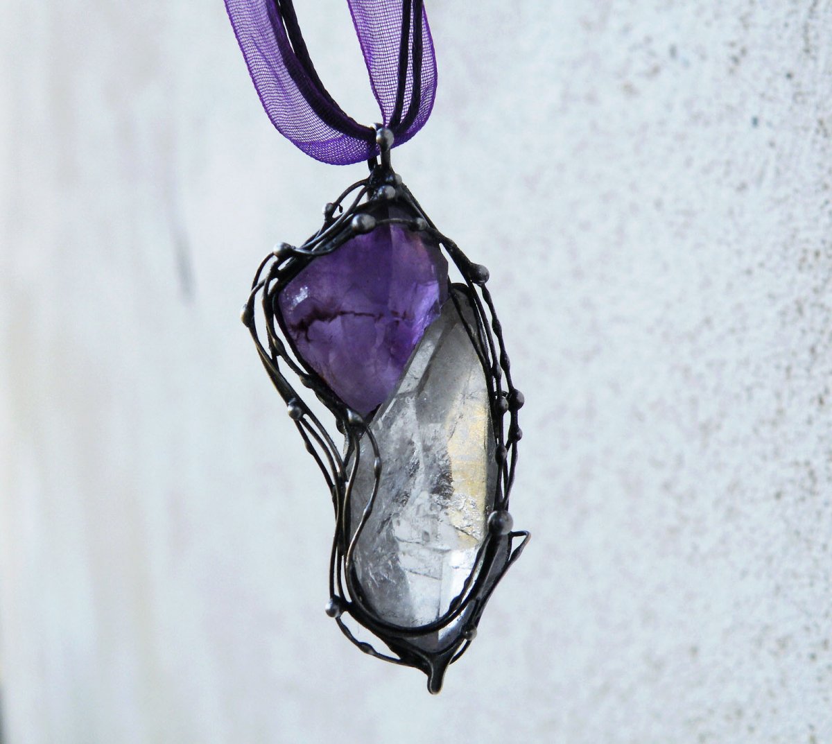 Krystaly... (křišťál, ametyst) 