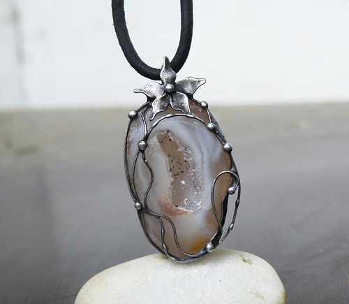 Adellë...( peříčkový achát) 