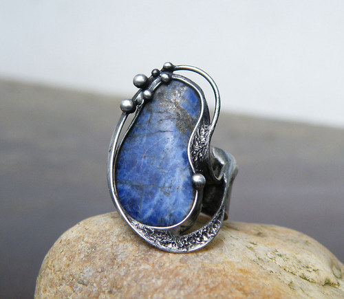 Hlas noci...(sodalit)