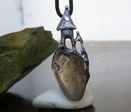 Temná věž...(záhněda)