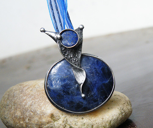 Amäli...(sodalit, lapis lazuli) 
