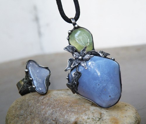 Elianë...(chalcedon, prehnit) 