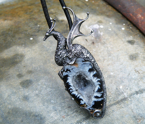 Arganeris...strážce tajemné jeskyně...(achát)