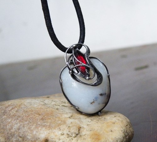 Anna...(opál, sklo)