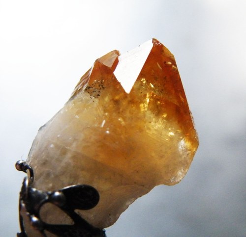 Zlatý krystal...(pálený citrín) 
