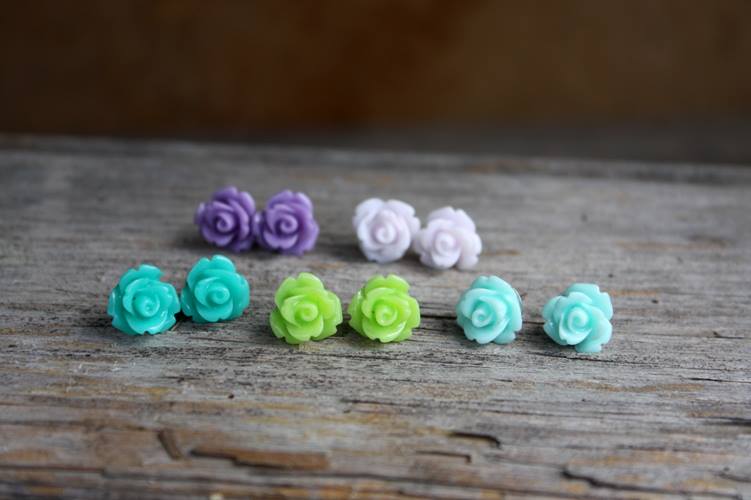 Tyrkysové růžičky - náušnice na puzetě