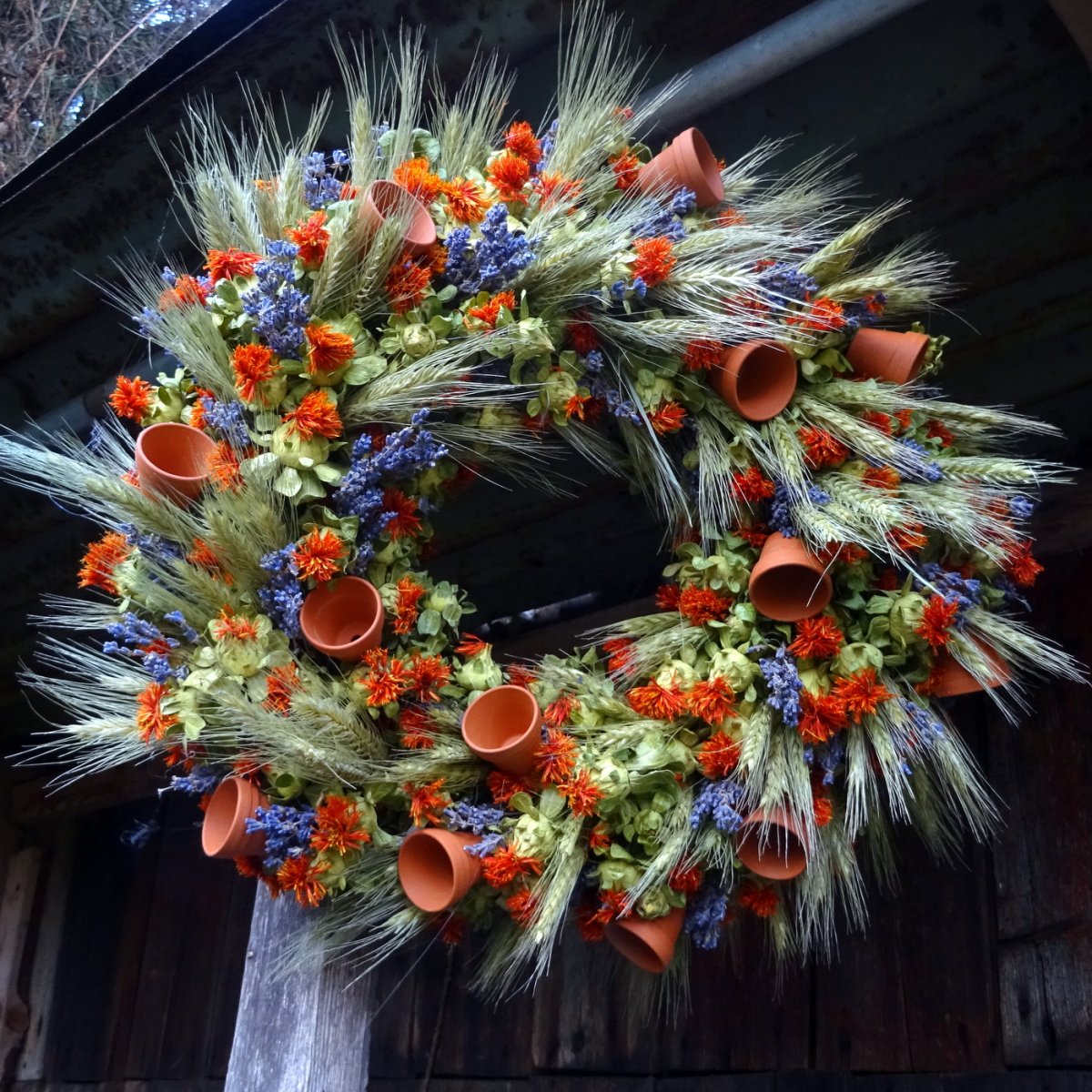 Věnec - Světlice s květníčky