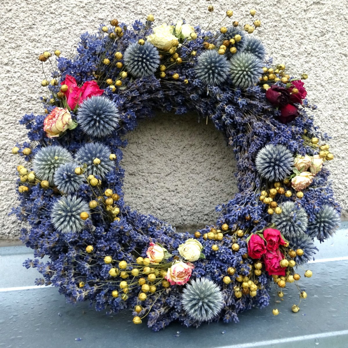 Věnec - Růžičky v levanduli