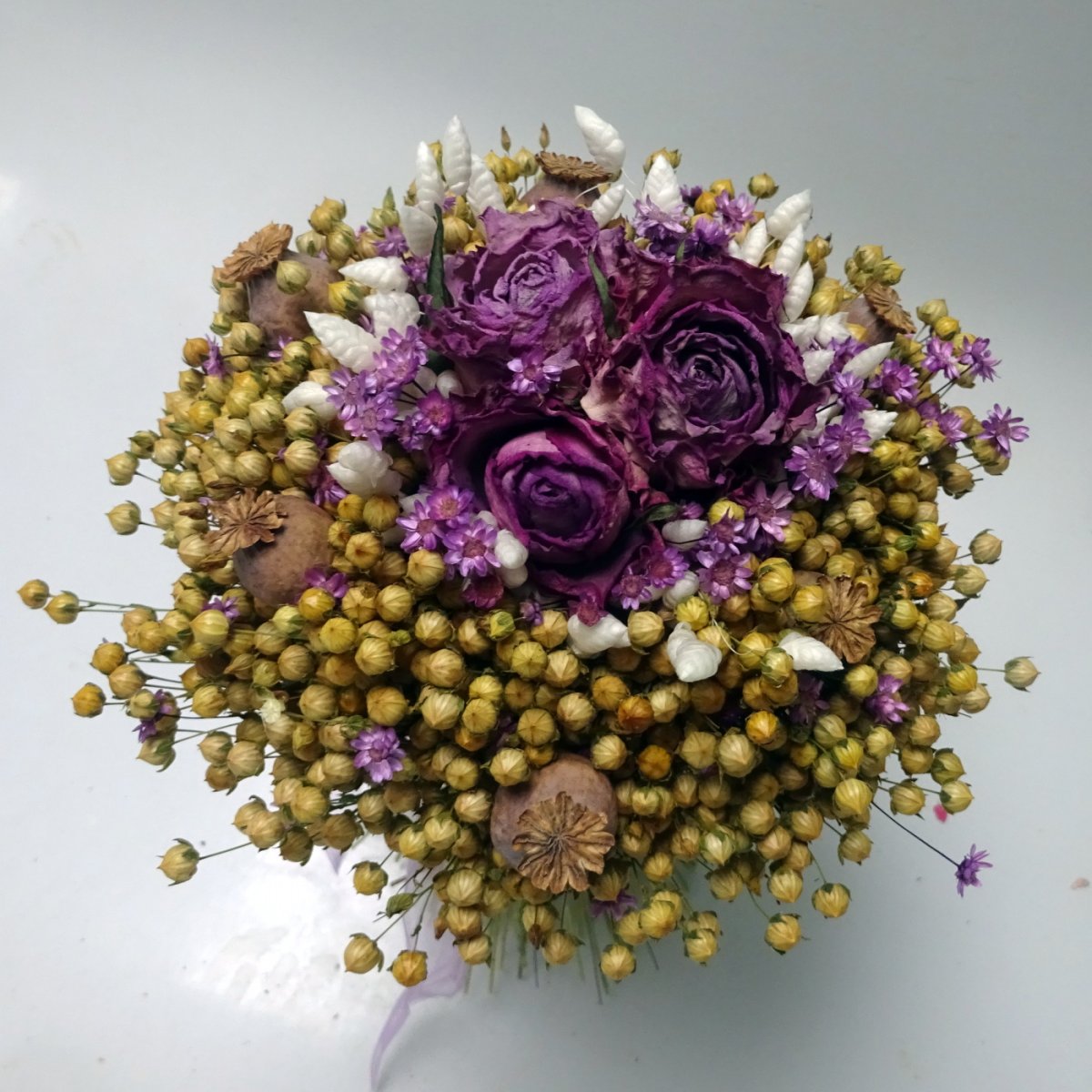 Kytice - Růže ve lnu