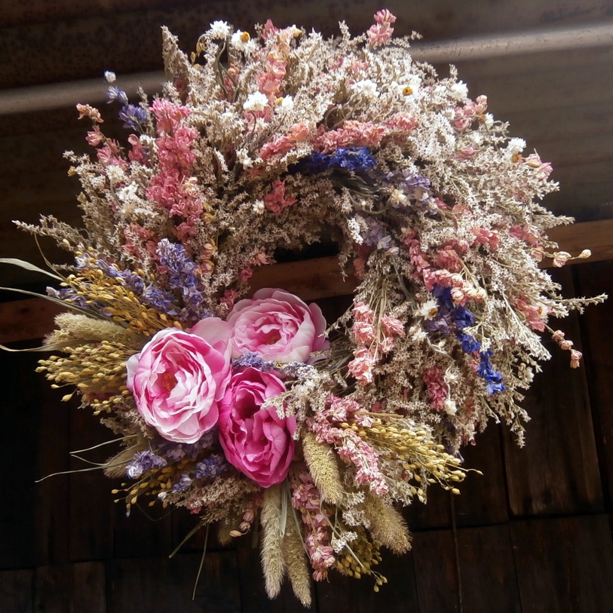 Věnec - Velký, pivoňkový