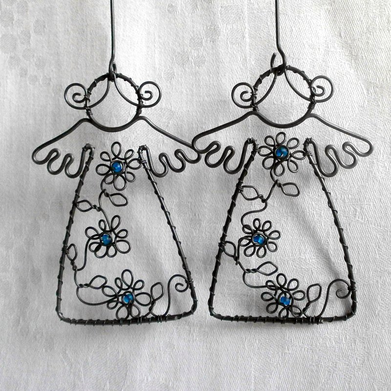 Drátovaná andělka-závěs