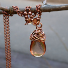 Náhrdelník - spoutaná kapka