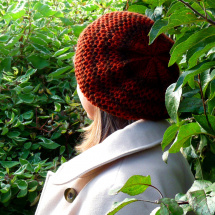 Pletený baret - hnědočervený